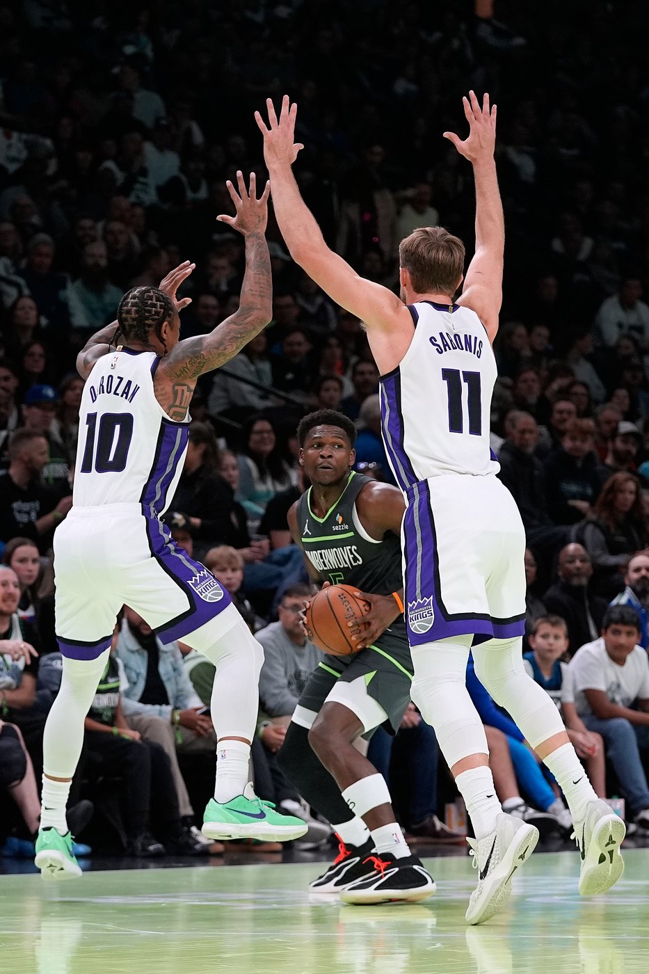 Edwards' 30 points power Timberwolves to 3rd straight win, 124-110 over Kings in NBA Cup | iNFOnews.ca Edwards' 30 points power Timberwolves to 3rd straight win, 124-110 over Kings in NBA Cup | iNFOnews.ca