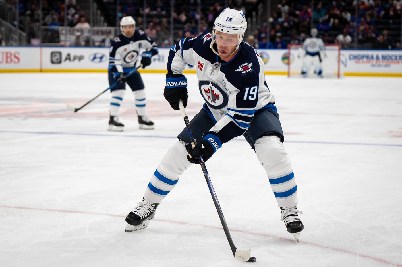 Toews gets 1st point in 2 1/2 years, Jets have 5 players score in win over Islanders | iNFOnews.ca Toews gets 1st point in 2 1/2 years, Jets have 5 players score in win over Islanders | iNFOnews.ca