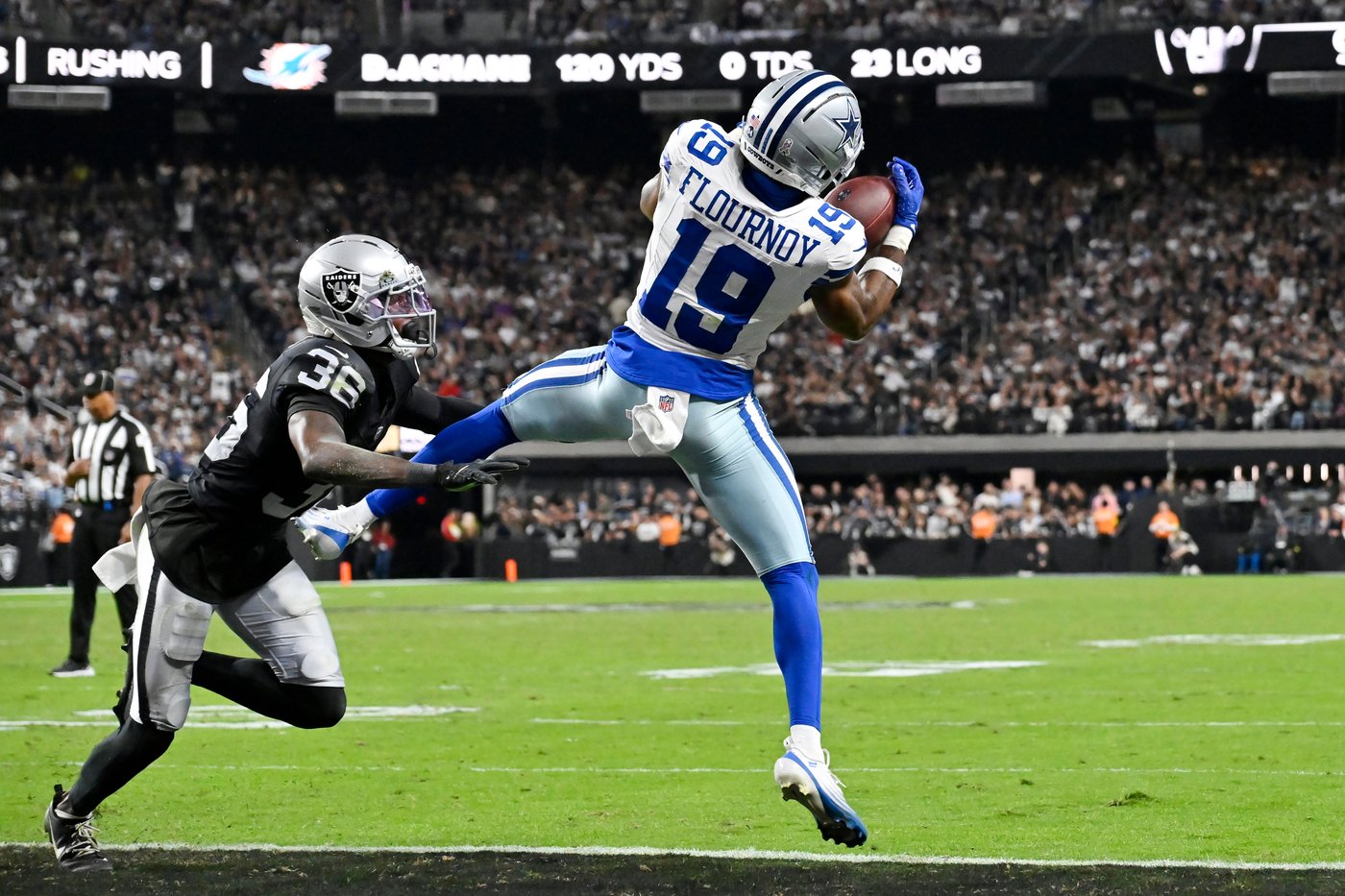 Cowboys honor Kneeland, then get 4 TD passes from Prescott in 33-16 win over Raiders | iNFOnews.ca