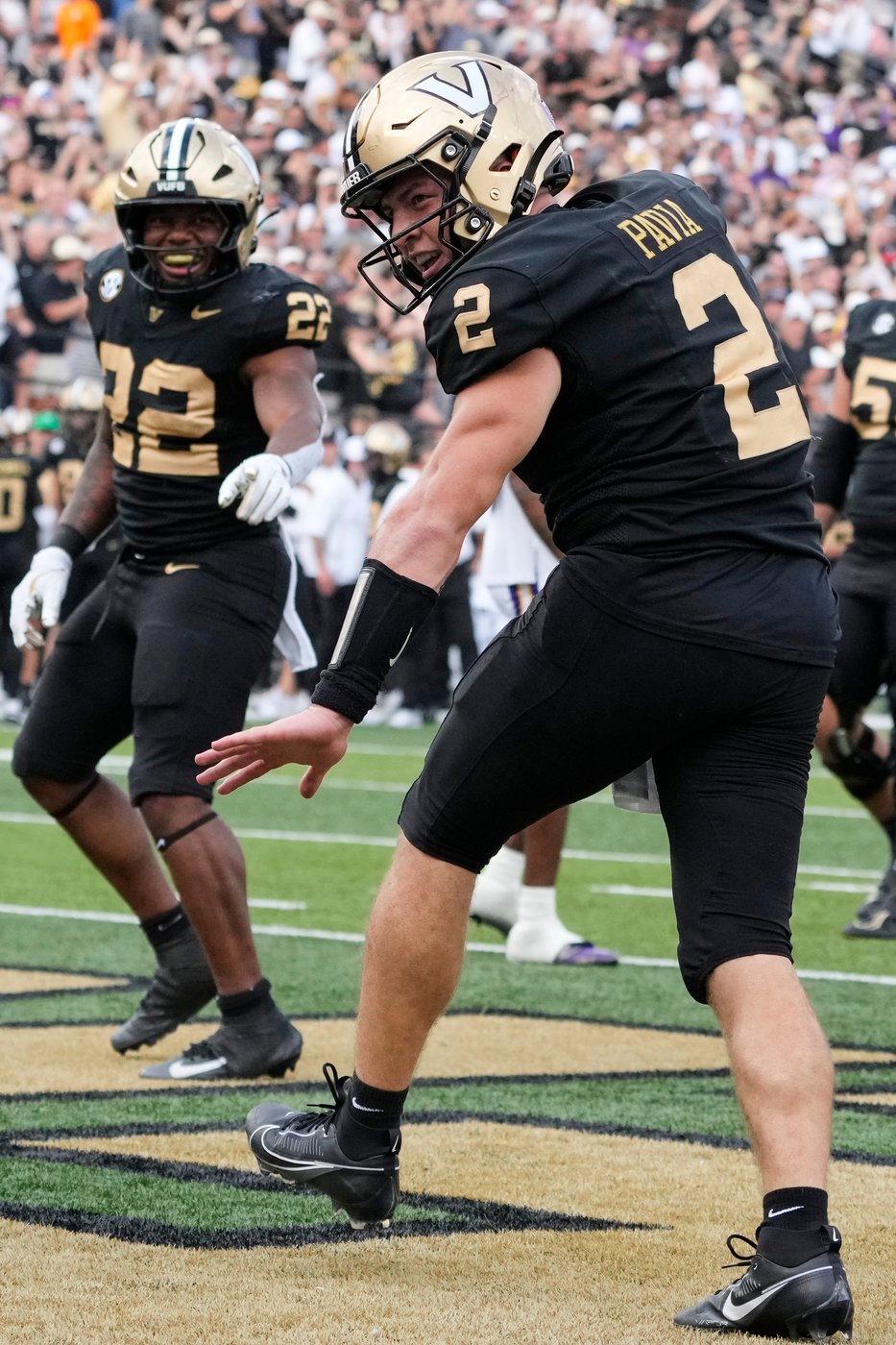No. 10 Vanderbilt's historic rise is put to the test when hosting No. 15 Missouri in an SEC showdown | iNFOnews.ca No. 10 Vanderbilt's historic rise is put to the test when hosting No. 15 Missouri in an SEC showdown | iNFOnews.ca