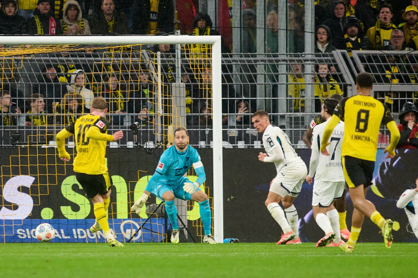 Dortmund beats Hoffenheim 2-0 to cement third spot in Bundesliga | iNFOnews.ca Dortmund beats Hoffenheim 2-0 to cement third spot in Bundesliga | iNFOnews.ca
