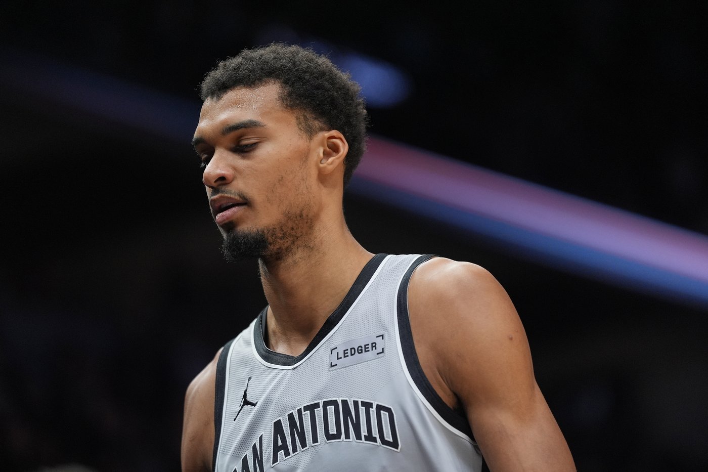 Wolves' Edwards saw Wembanyama switch on him and thought uh-oh, before blowing by him for the winner | iNFOnews.ca