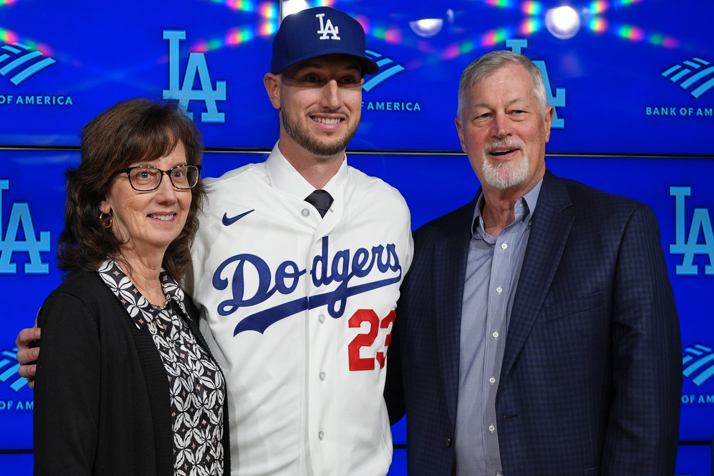 Kyle Tucker joins Dodgers with $240M deal, eyes LA's third straight World Series championship | iNFOnews.ca