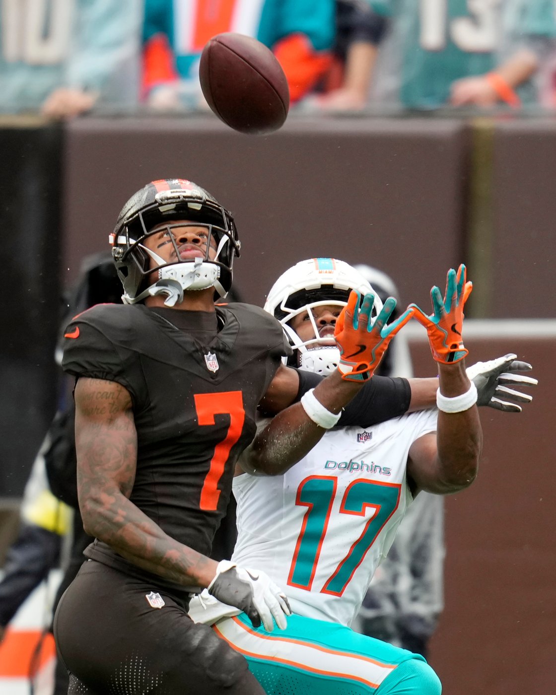 Myles Garrett and Browns savor dominant win over Dolphins, but know more work is needed | iNFOnews.ca Myles Garrett and Browns savor dominant win over Dolphins, but know more work is needed | iNFOnews.ca