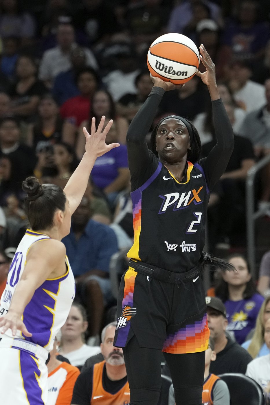 Hamby scores 25, Burrell 20 but Sparks knocked from playoffs despite 88-83 win over Mercury | iNFOnews.ca Hamby scores 25, Burrell 20 but Sparks knocked from playoffs despite 88-83 win over Mercury | iNFOnews.ca