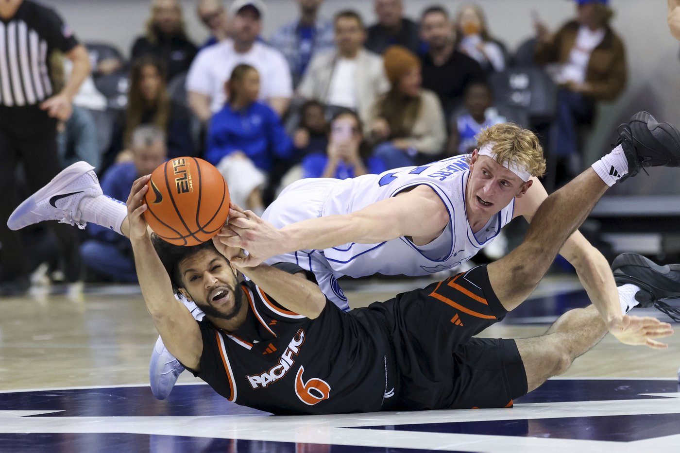 AJ Dybantsa, Richie Saunders help No. 10 BYU beat Pacific 93-57 | iNFOnews.ca