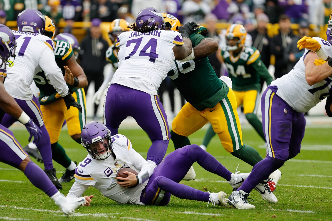 Vikings put McCarthy in concussion protocol, after struggling QB reports postgame symptoms | iNFOnews.ca Vikings put McCarthy in concussion protocol, after struggling QB reports postgame symptoms | iNFOnews.ca