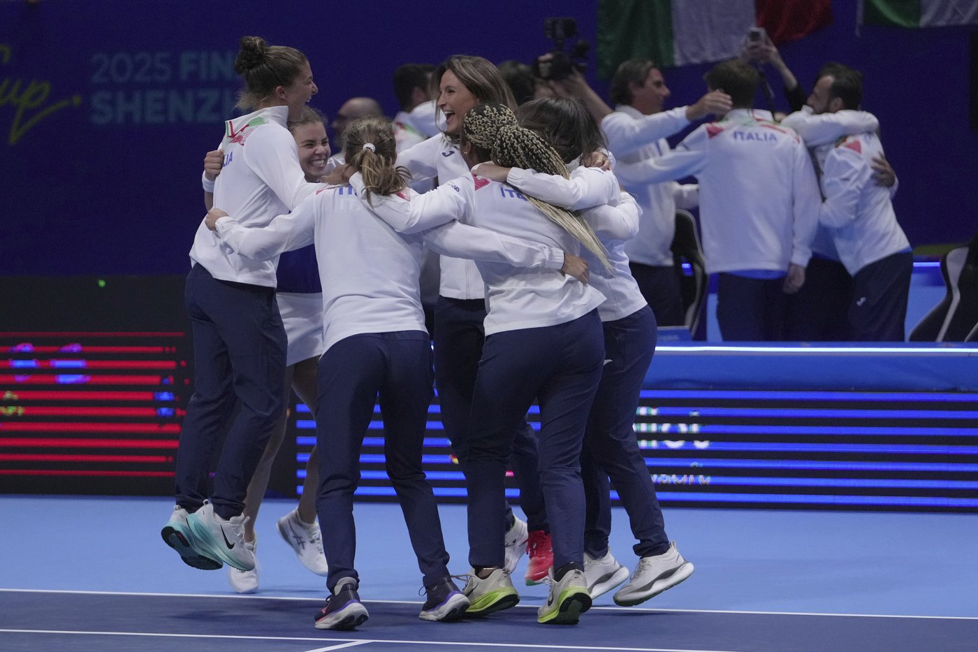 Paolini seals victory as Italy retains the Billie Jean King Cup with dominant win over the US | iNFOnews.ca