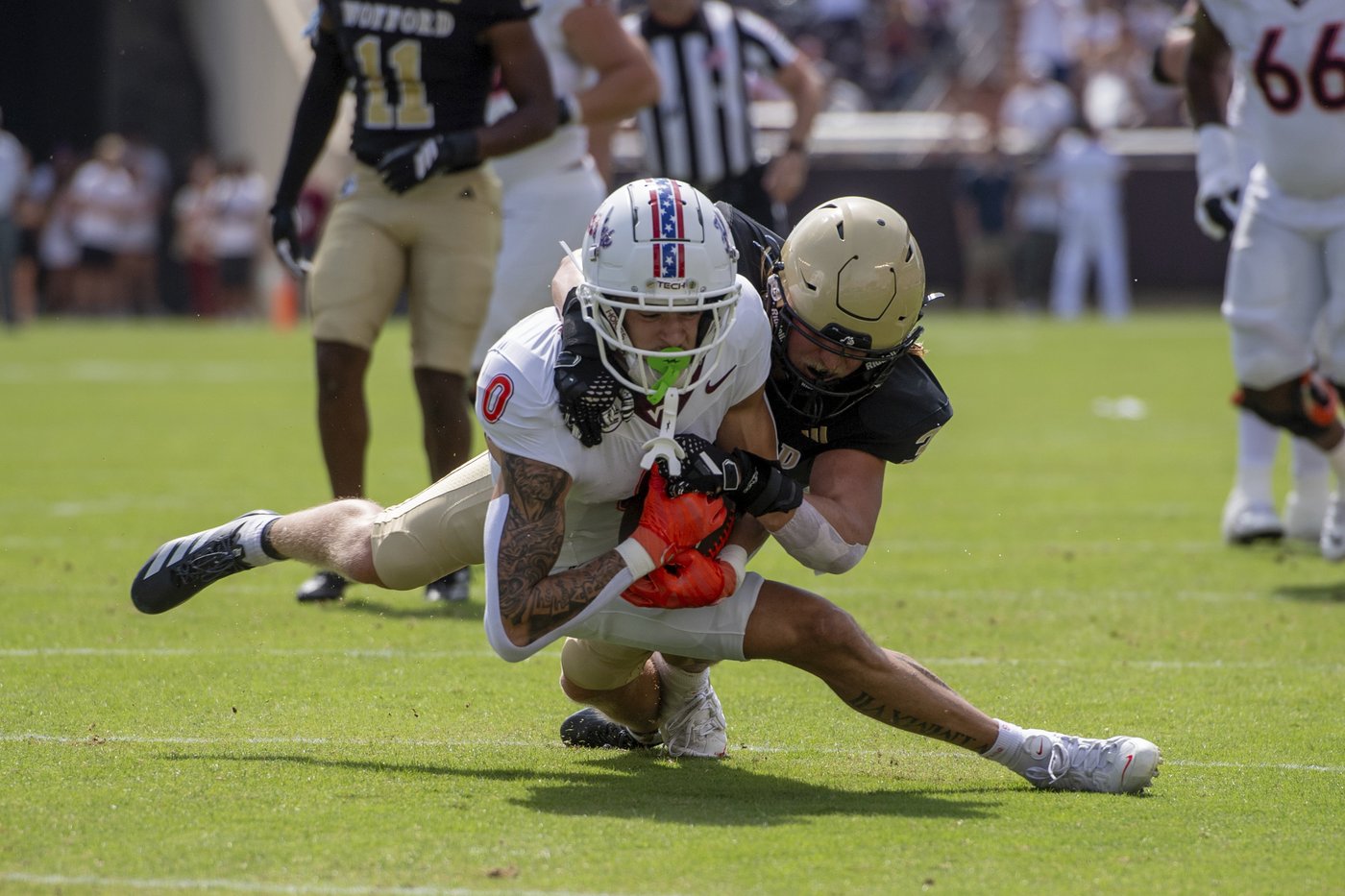 Kyron Drones, Hokies roll to 38-6 win over Wofford in first game under interim coach Montgomery | iNFOnews.ca Kyron Drones, Hokies roll to 38-6 win over Wofford in first game under interim coach Montgomery | iNFOnews.ca