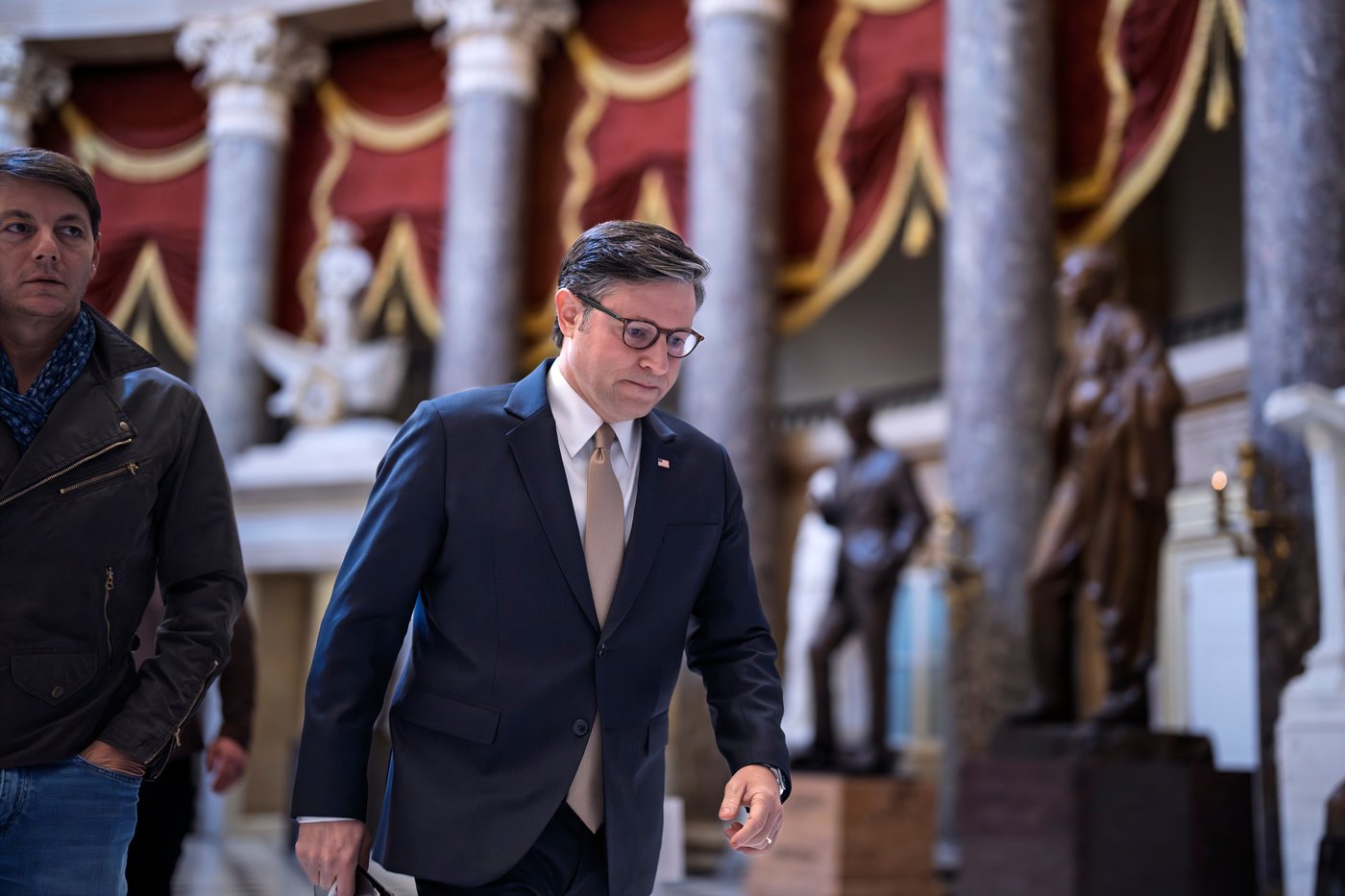 The Latest: No end in sight to government shutdown as House speaker refuses to negotiate | iNFOnews.ca The Latest: No end in sight to government shutdown as House speaker refuses to negotiate | iNFOnews.ca