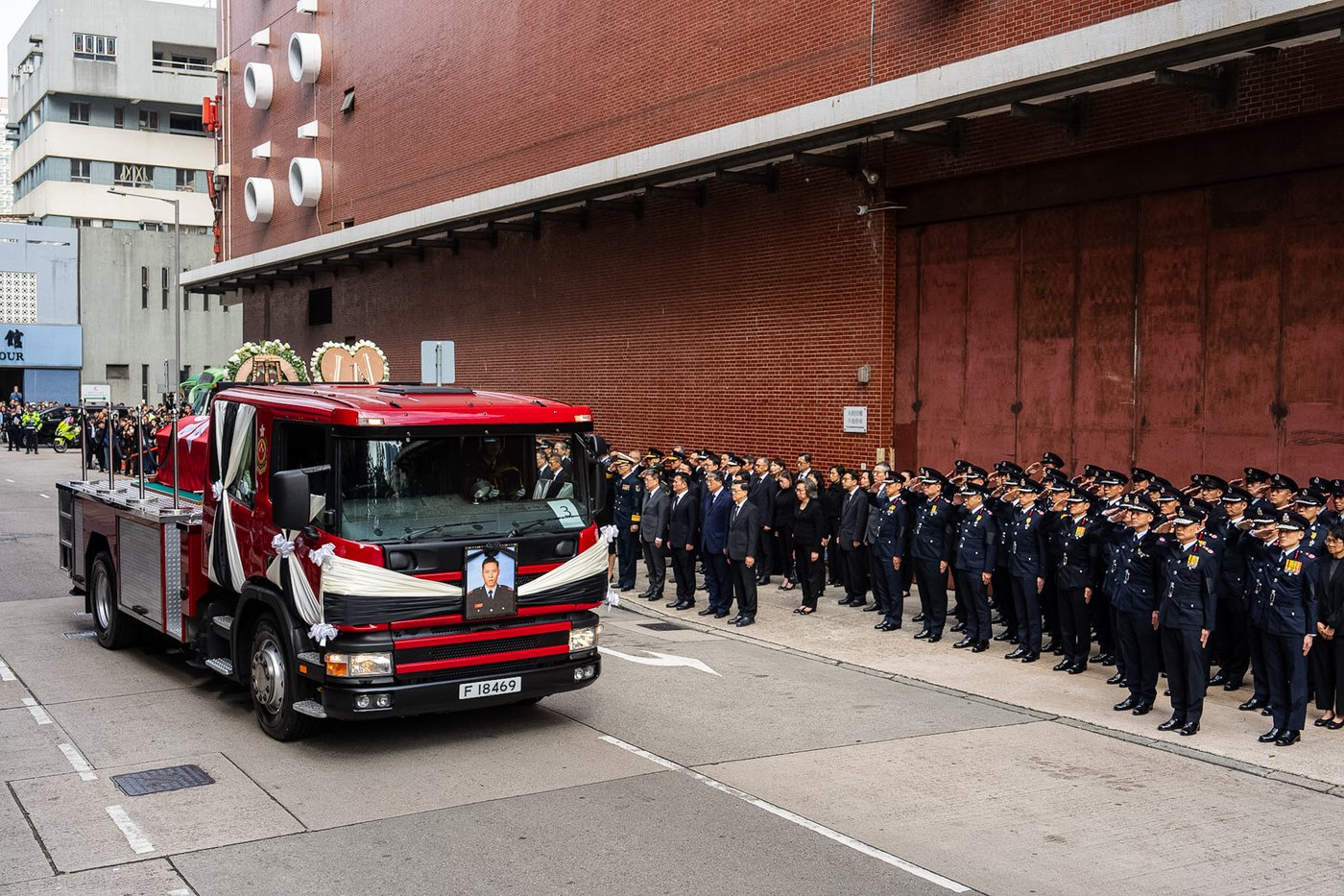 Hong Kong mourns firefighter killed in city's deadliest fire in decades | iNFOnews.ca