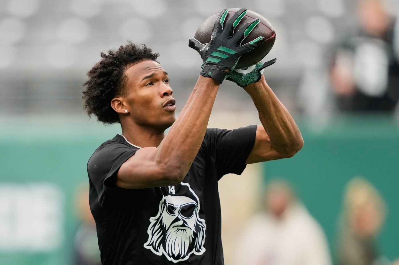 Jets' Garrett Wilson being evaluated after reinjuring knee, uncertain for Thursday night vs. Pats | iNFOnews.ca Jets' Garrett Wilson being evaluated after reinjuring knee, uncertain for Thursday night vs. Pats | iNFOnews.ca