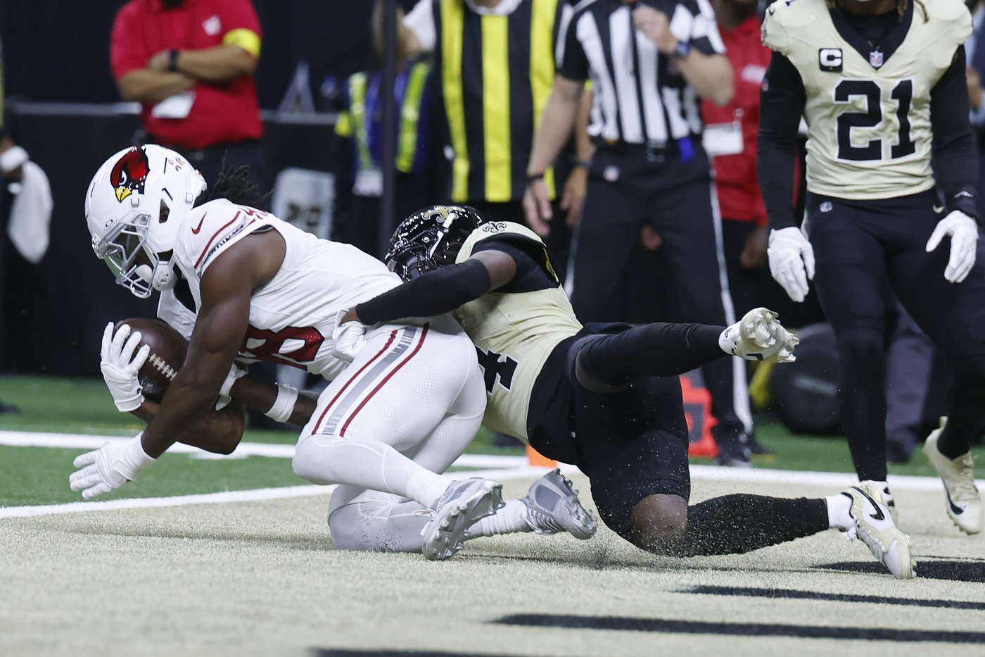 Murray throws 2 TD passes to help the Cardinals hold on 20-13 in Saints coach Moore's debut | iNFOnews.ca Murray throws 2 TD passes to help the Cardinals hold on 20-13 in Saints coach Moore's debut | iNFOnews.ca
