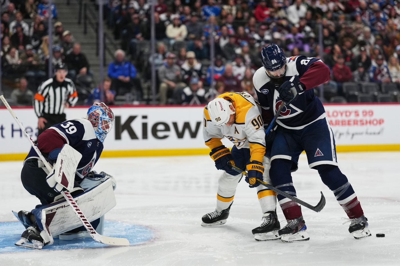 O'Reilly nets hat trick as Predators hand Avalanche 1st home loss in regulation, 7-3 | iNFOnews.ca