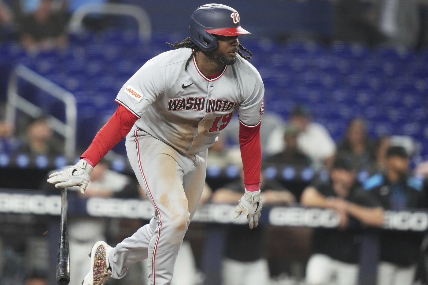 Bell second Nats player to homer from both sides, has 6 RBIs, 4 hits in 15-7 romp over Marlins | iNFOnews.ca