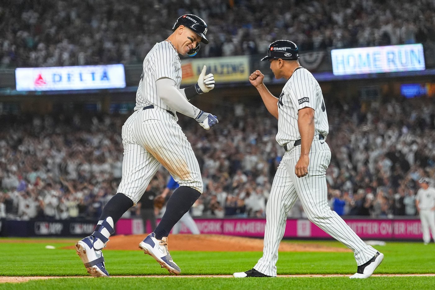 Captain clutch: Aaron Judge does it all and rescues Yankees with `amazing swing' against Blue Jays | iNFOnews.ca