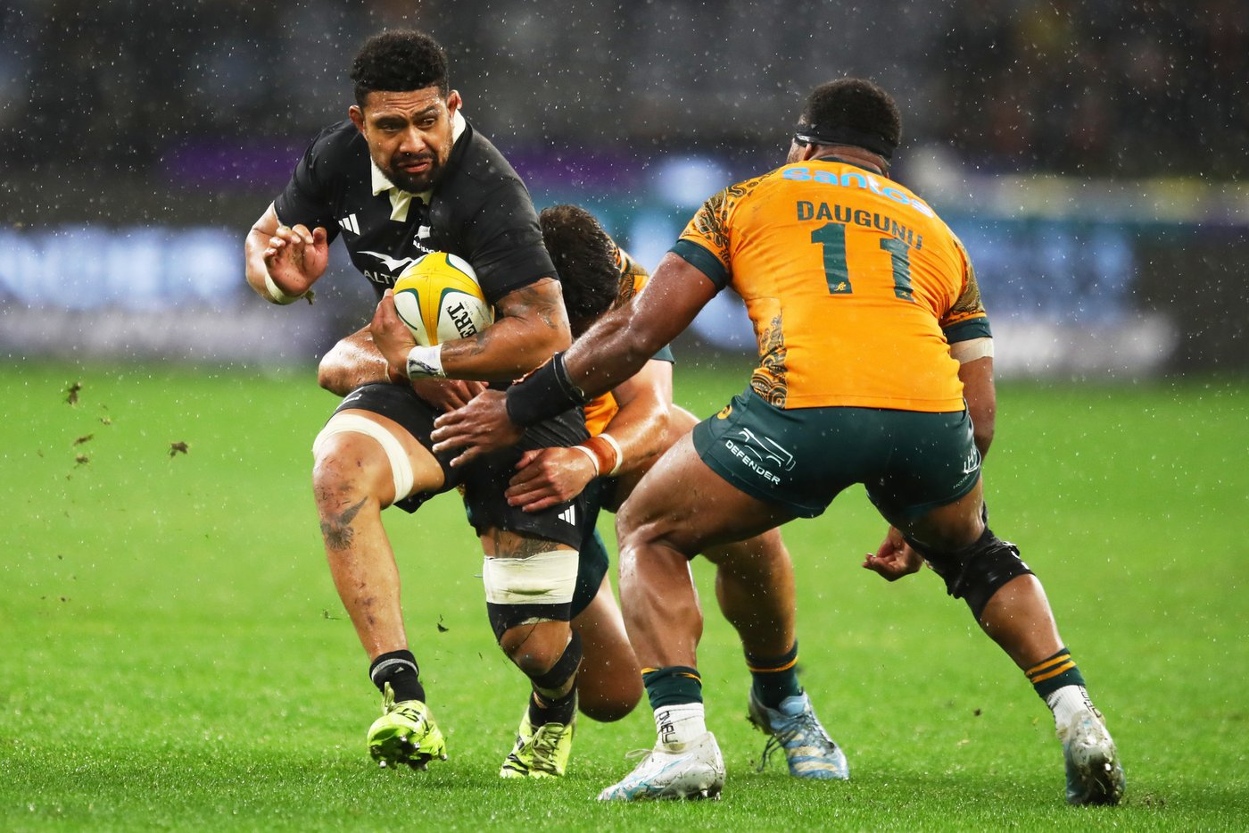 All Blacks beat the Wallabies 28-14 in a Rugby Championship match, 11th win in a row over Australia | iNFOnews.ca