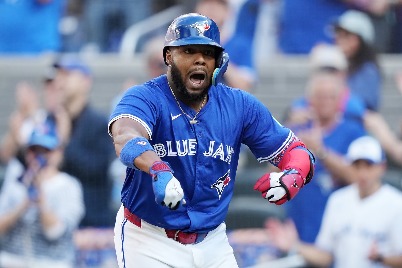 Photo Gallery: Blue Jays dump Yankees 10-1 in series opener | iNFOnews.ca