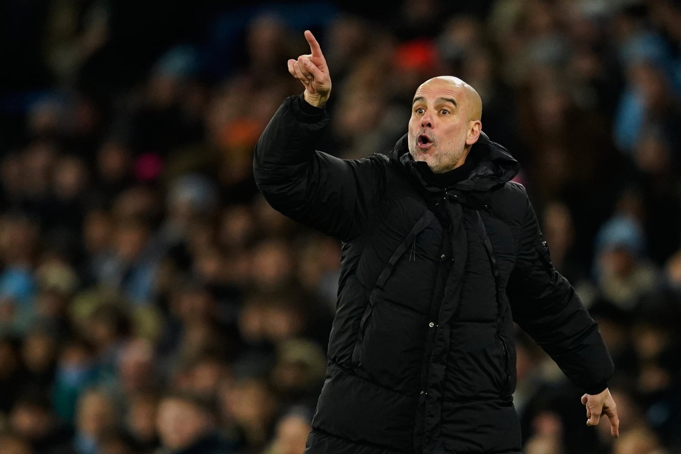 Carrick has 17 games to convince Man United and the first two are daunting | iNFOnews.ca