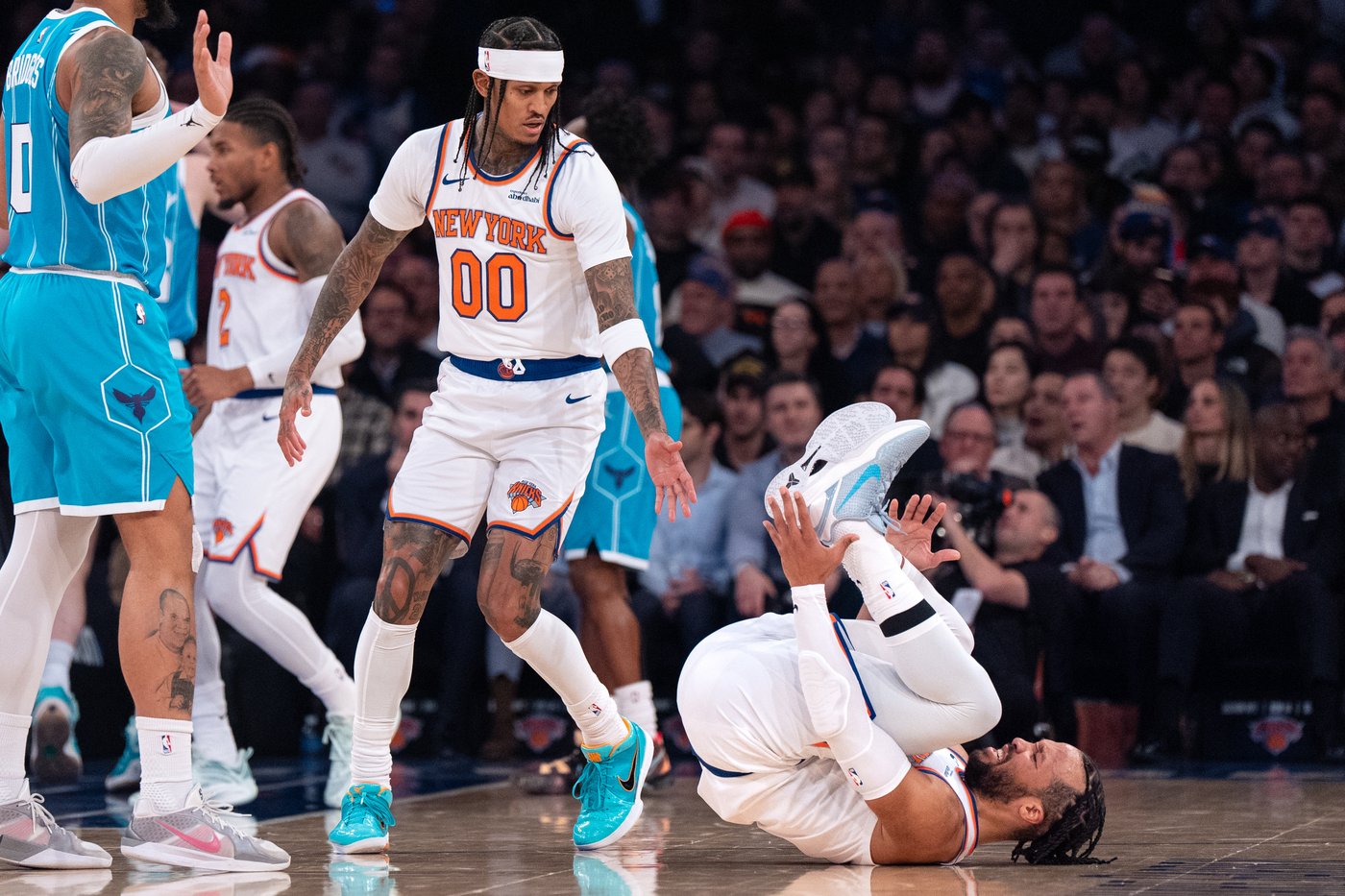 Towns, Brunson carry the Knicks to a 119-104 victory over the Hornets | iNFOnews.ca