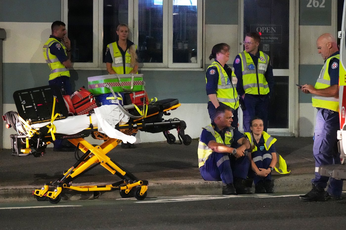 Gunmen kill at least 16 people in attack on Hanukkah celebration on Sydney's Bondi Beach | iNFOnews.ca Gunmen kill at least 16 people in attack on Hanukkah celebration on Sydney's Bondi Beach | iNFOnews.ca