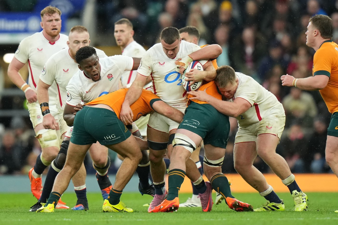 England powers past the Wallabies 25-7 in the rain | iNFOnews.ca England powers past the Wallabies 25-7 in the rain | iNFOnews.ca