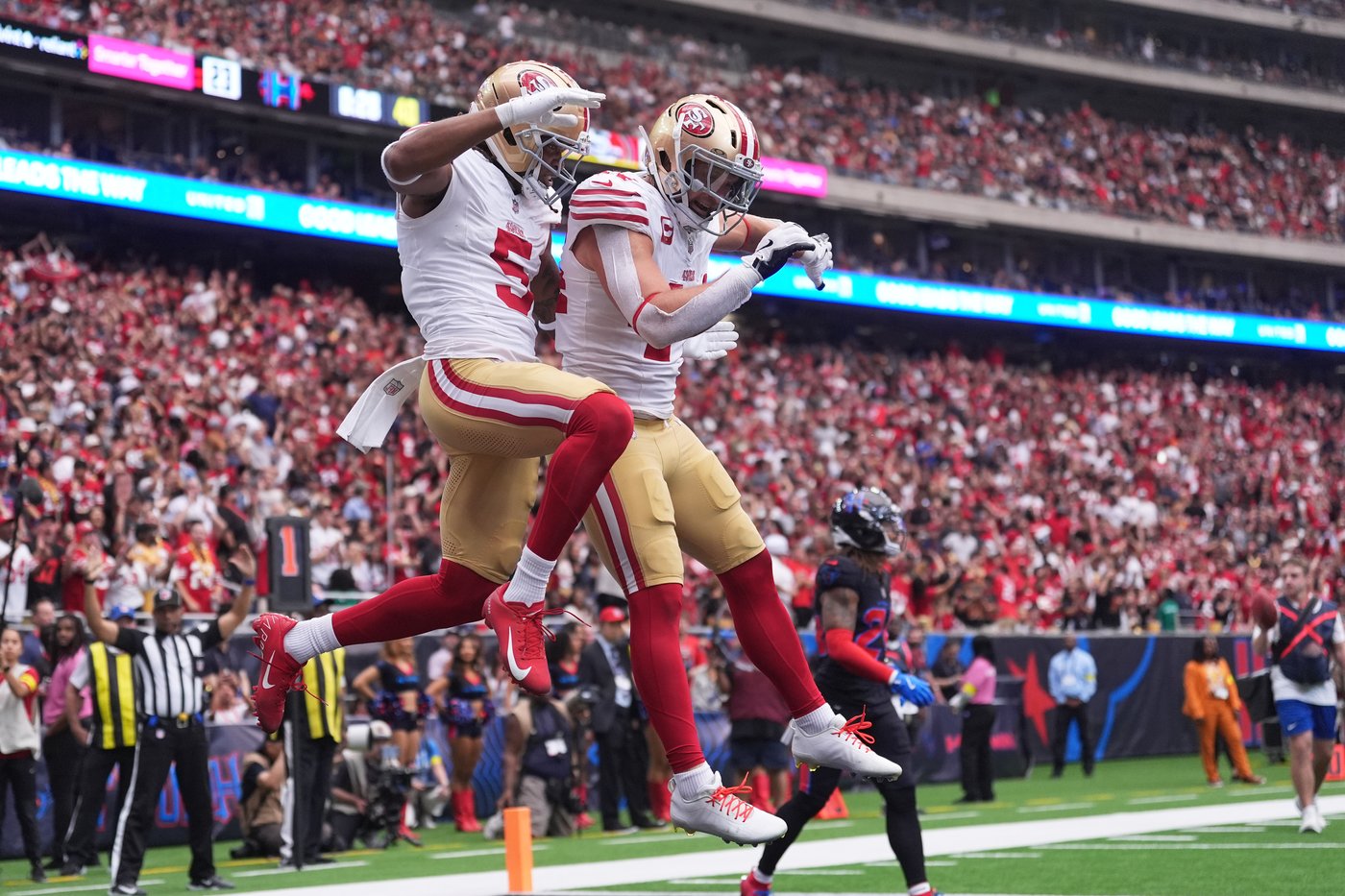 Top photos from Week 8 of the NFL season | iNFOnews.ca