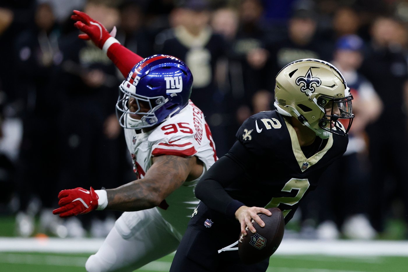 Saints QB Spencer Rattler and coach Kellen Moore get 1st win over mistake-prone Giants, 26-14 | iNFOnews.ca