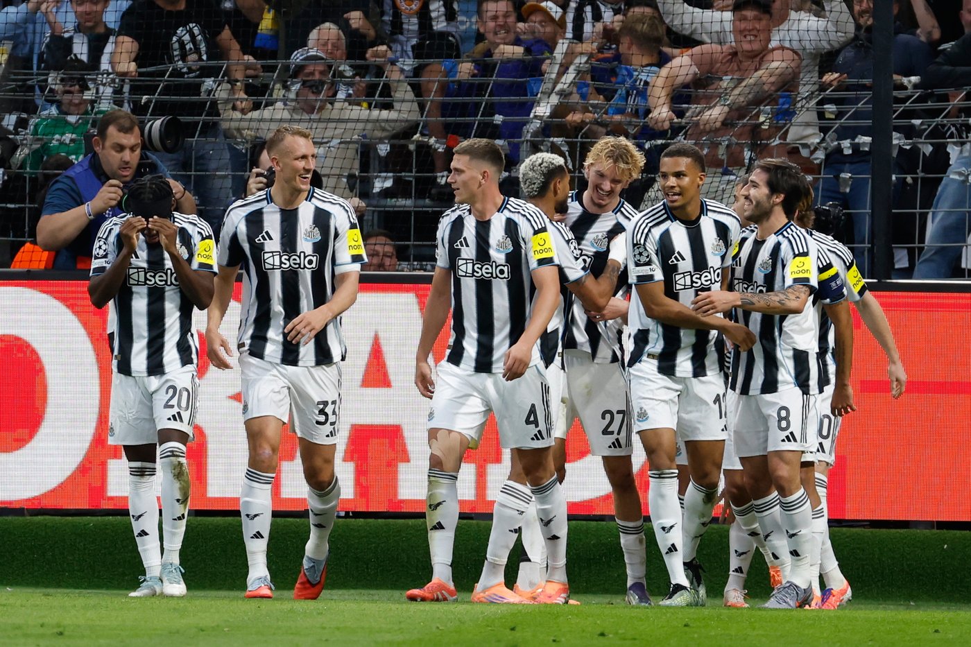 PSG sinks Barcelona with late winner in the Champions League and Man City held by Monaco | iNFOnews.ca