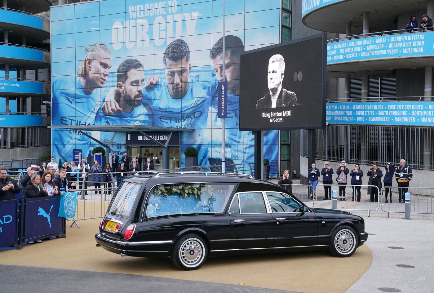 Manchester is saying its last goodbye to boxing icon Ricky Hatton | iNFOnews.ca
