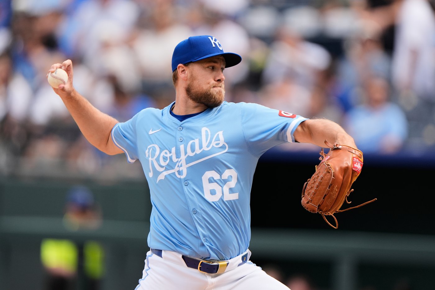 Royals reunite with former All-Star pitcher Matt Strahm in a trade with the Phillies | iNFOnews.ca