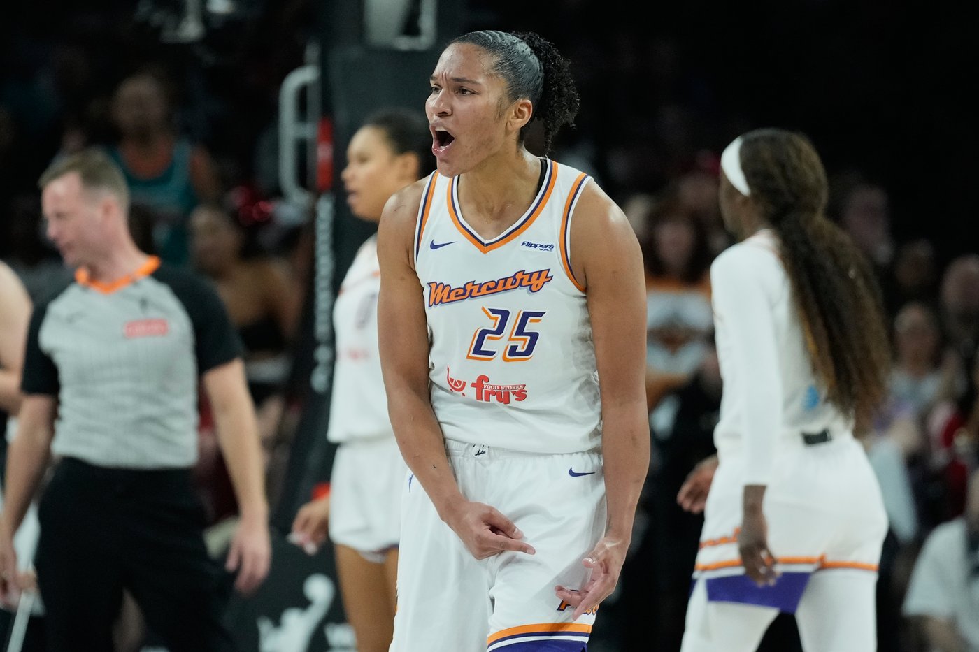 Down 2-0 in WNBA Finals, Mercury need a jolt with series moving to Phoenix | iNFOnews.ca