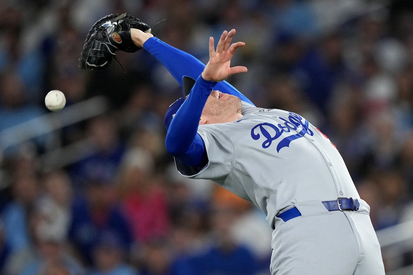 Dodgers beat Jays 5-1 in Game 2 of World Series | iNFOnews.ca