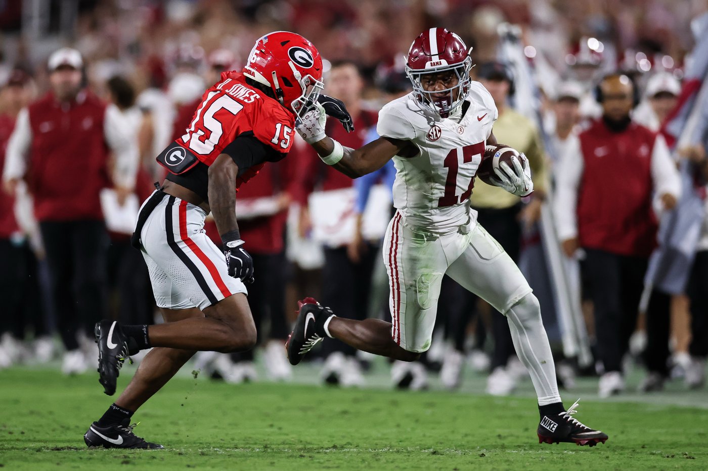 Simpson accounts for 3 TDs as No. 17 Alabama never trails and beats No. 5 Georgia 24-21 | iNFOnews.ca