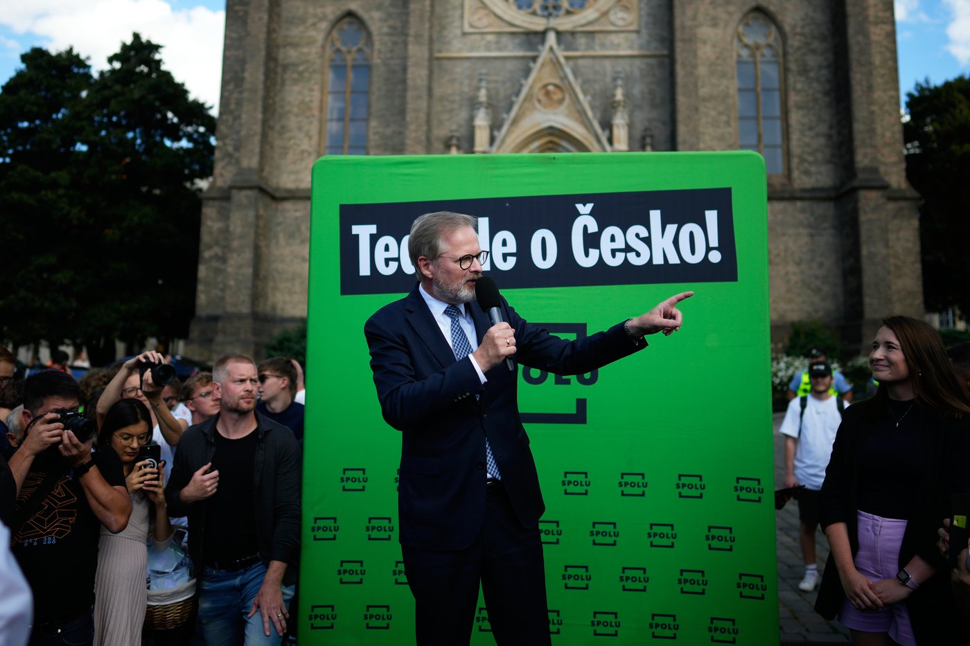 A populist billionaire is the favorite in a Czech election that could shift stance on Ukraine and EU | iNFOnews.ca