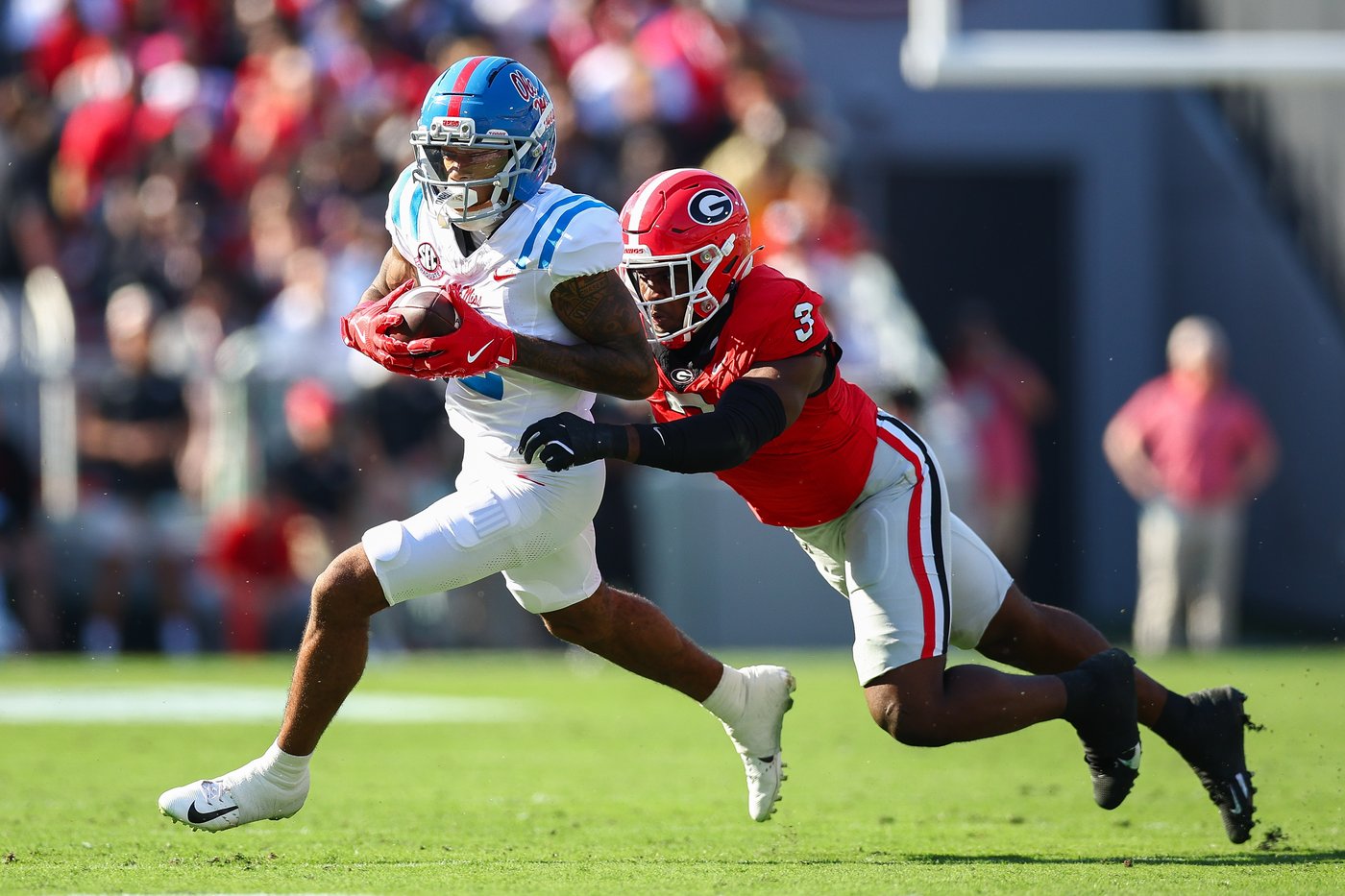 College football Week 9: No. 8 Ole Miss to test defense of No. 13 Sooners in 1 of 3 Top 25 SEC games | iNFOnews.ca