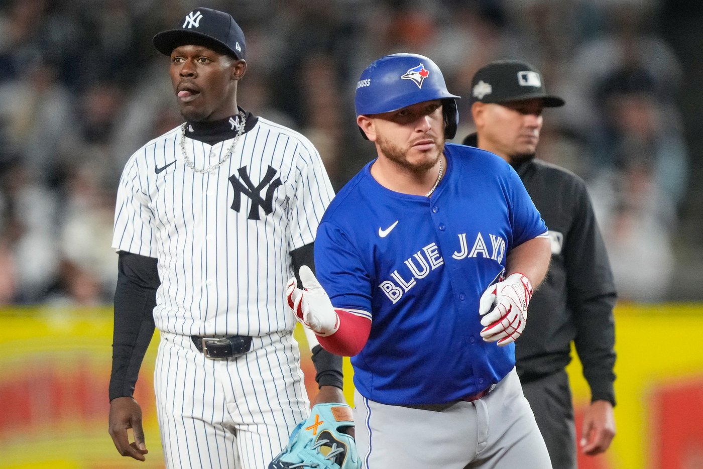 Photo Gallery: Blue Jays beat Yankees in Game 4 | iNFOnews.ca
