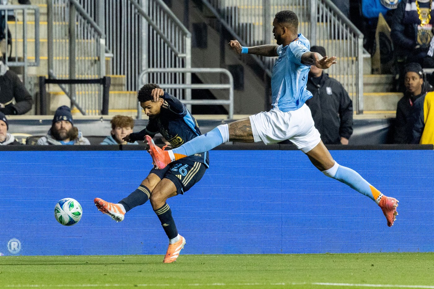 Morales, Freese help NYCFC beat No. 1 seed Union 1-0, advance to conference finals | iNFOnews.ca