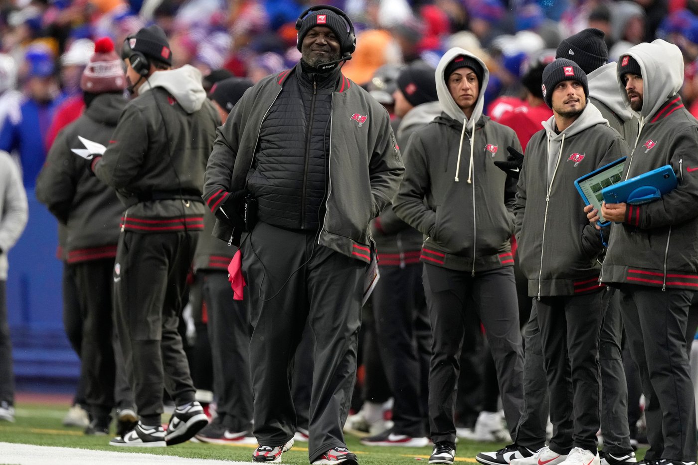 Baker Mayfield and the Bucs struggle again in loss to Bills, cooling MVP talk about the QB | iNFOnews.ca Baker Mayfield and the Bucs struggle again in loss to Bills, cooling MVP talk about the QB | iNFOnews.ca