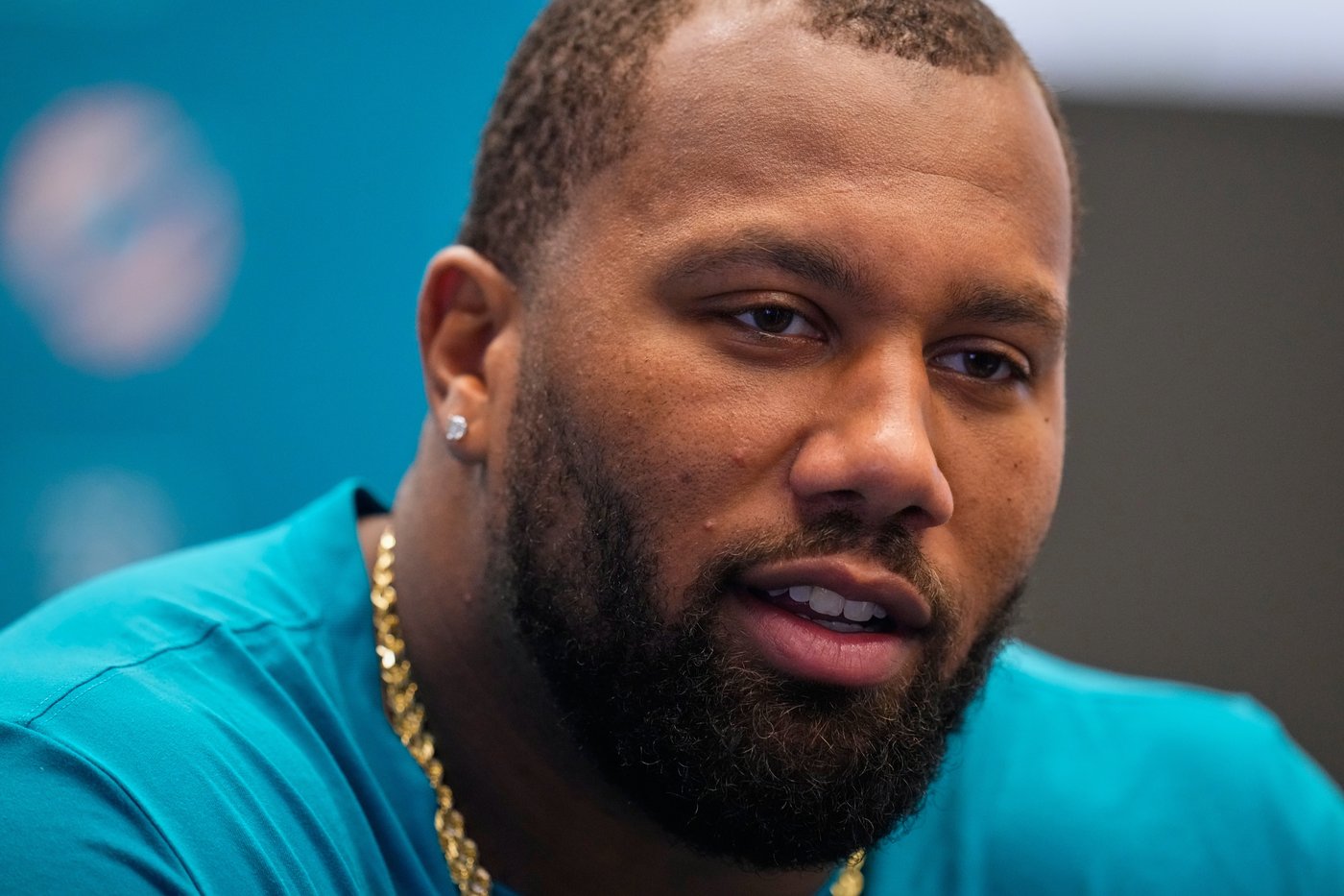 Miami Dolphins embrace 'delusional' postseason hope despite long playoff odds | iNFOnews.ca