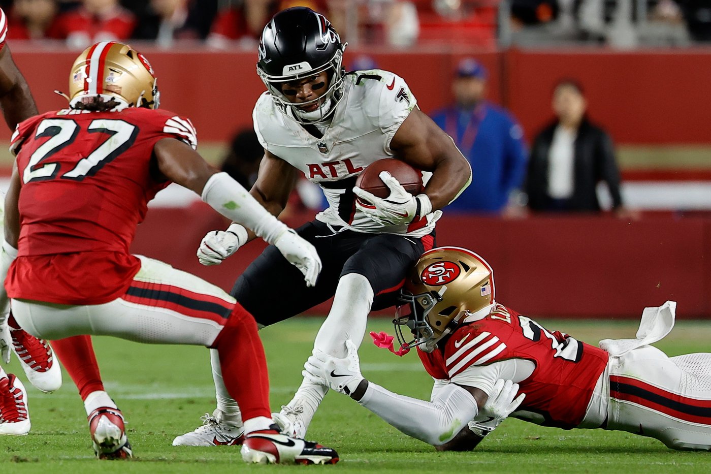 Falcons looking for red-zone fixes in home game against reeling Dolphins | iNFOnews.ca