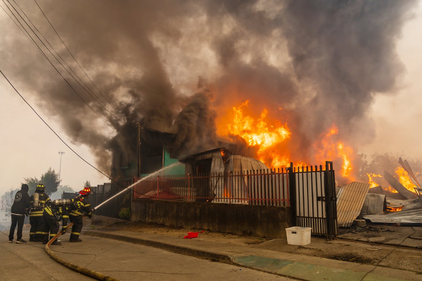 Photos show wildfires burning in Chile | iNFOnews.ca