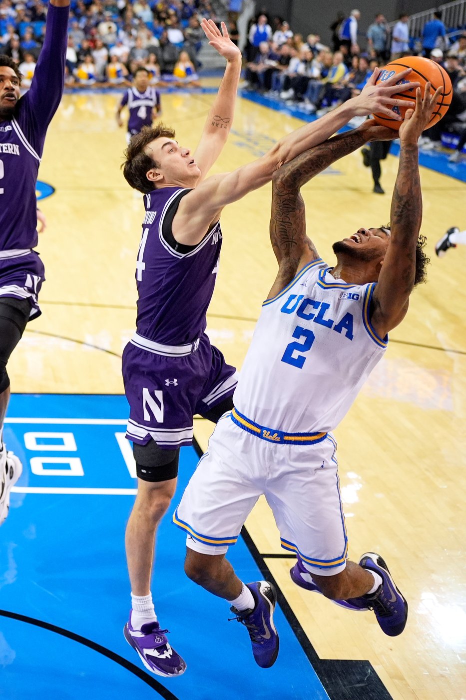 Bilodeau, Perry help UCLA jump out early in 71-64 win over Northwestern | iNFOnews.ca