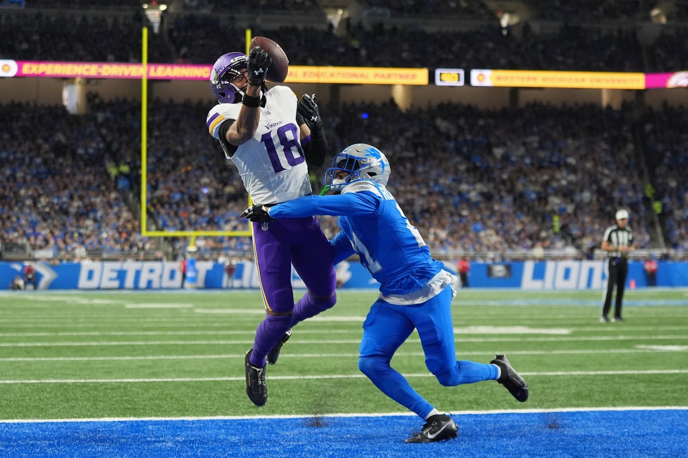 J.J. McCarthy throws for 2 TDs and runs for a score in his return as Vikings beat Lions 27-24 | iNFOnews.ca