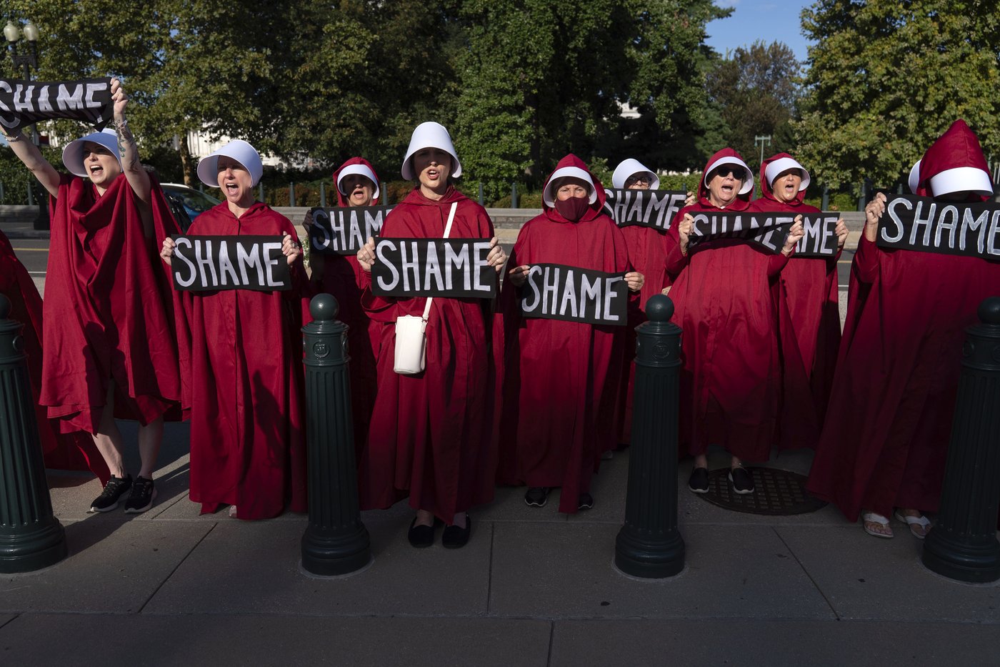 Photos of protests during fourth week of Trump's DC crime crackdown | iNFOnews.ca