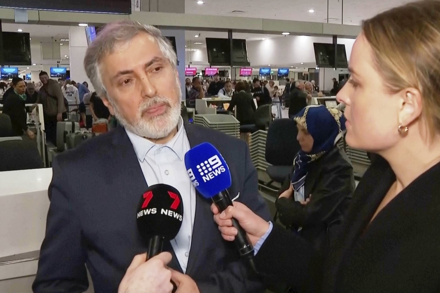 Australia’s ambassador exits Iran as Tehran lowers diplomatic links over alleged attacks | iNFOnews.ca Australia’s ambassador exits Iran as Tehran lowers diplomatic links over alleged attacks | iNFOnews.ca