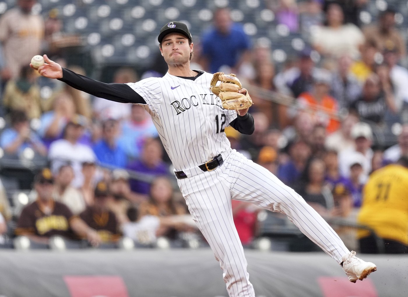 Tatís homers, Padres beat Rockies 10-8 to end 5-game skid | iNFOnews.ca