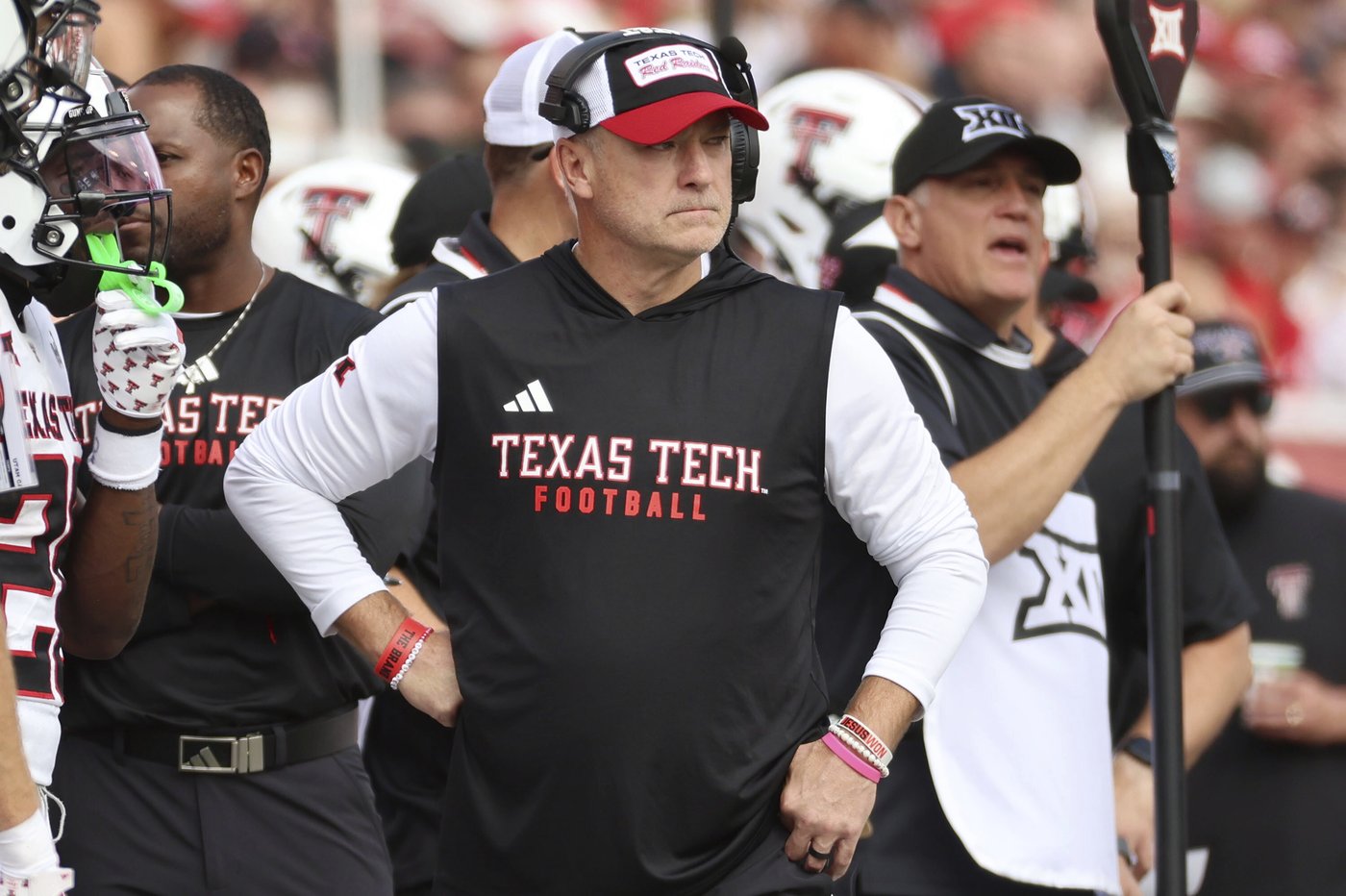 AP Top 25: No. 12 Texas Tech's Joey McGuire says his team's ascent is fueled by love, not money | iNFOnews.ca