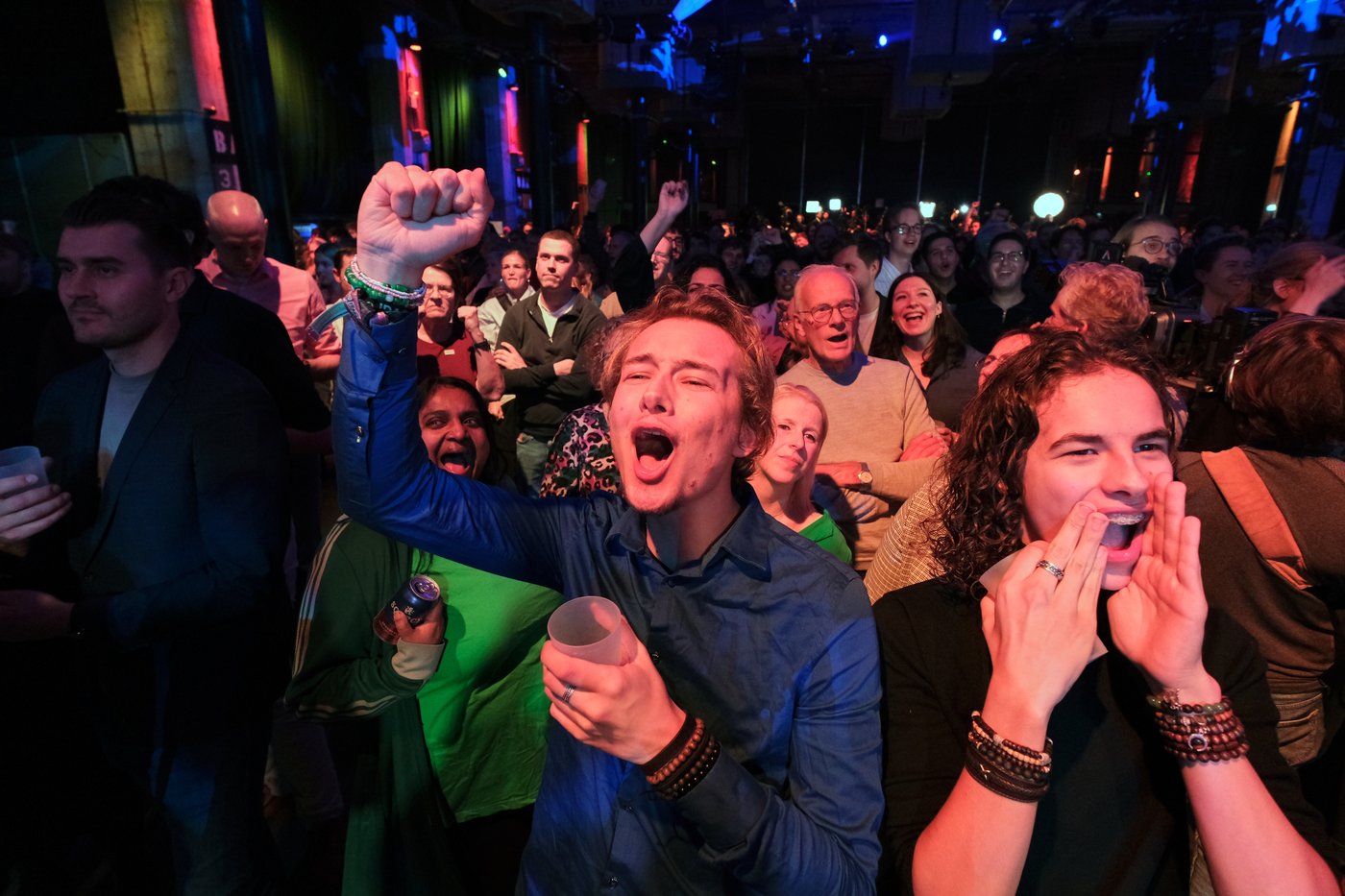 Exit poll suggests Dutch election result too close to call, with center-left party slightly ahead | iNFOnews.ca Exit poll suggests Dutch election result too close to call, with center-left party slightly ahead | iNFOnews.ca