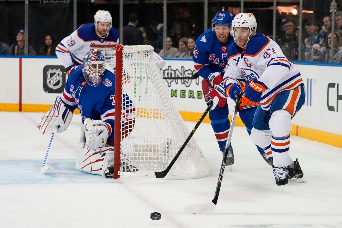 Trent Frederic scores, Stuart Skinner makes 30 saves as the Oilers shut out the Rangers 2-0 | iNFOnews.ca